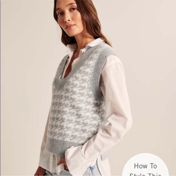 Abercrombie and Fitch Gray Houndstooth Sweater Cozy Vest Winter in Medium - Picture 3 of 8